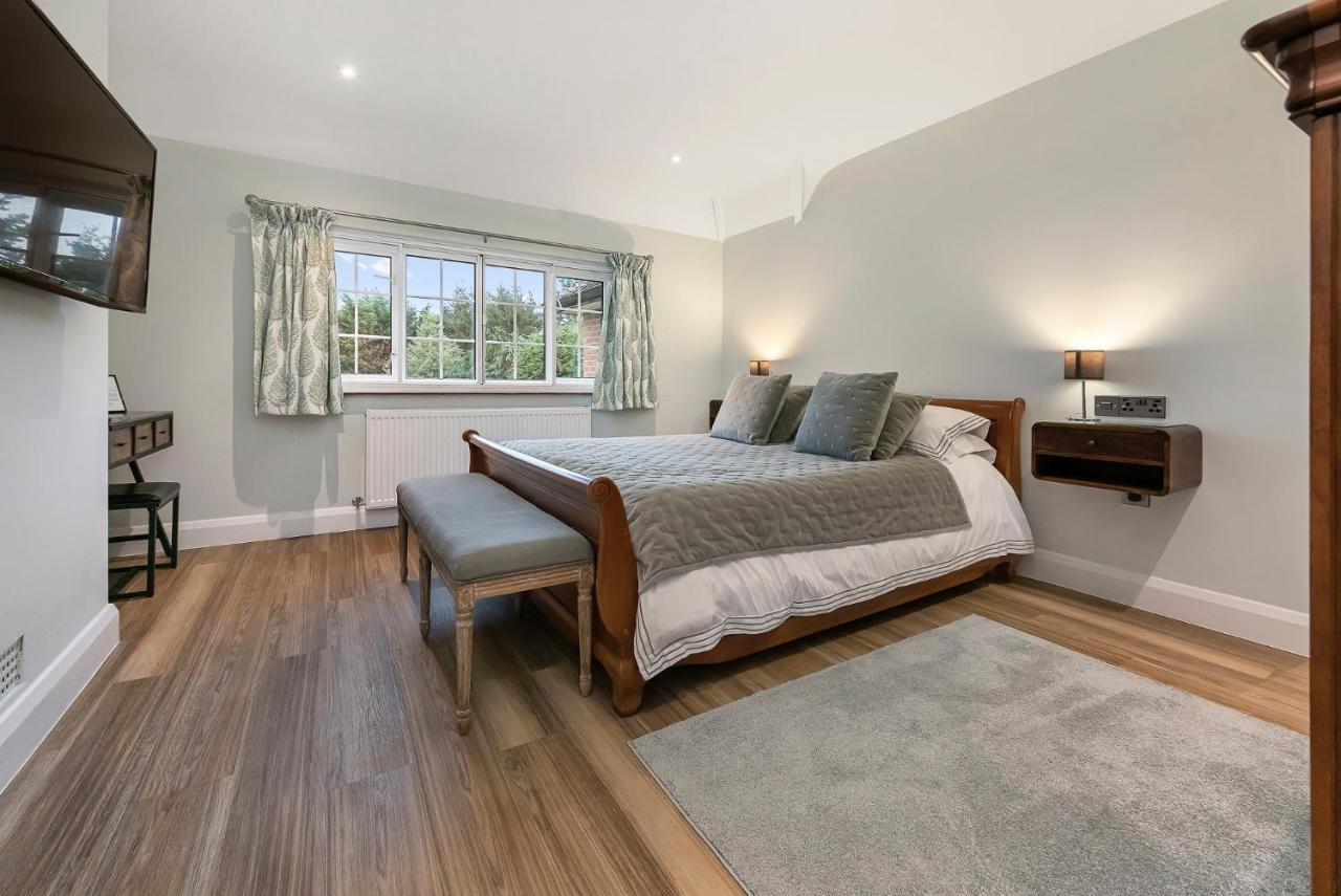 Hotel Westleigh Ashtead Exteriér fotografie