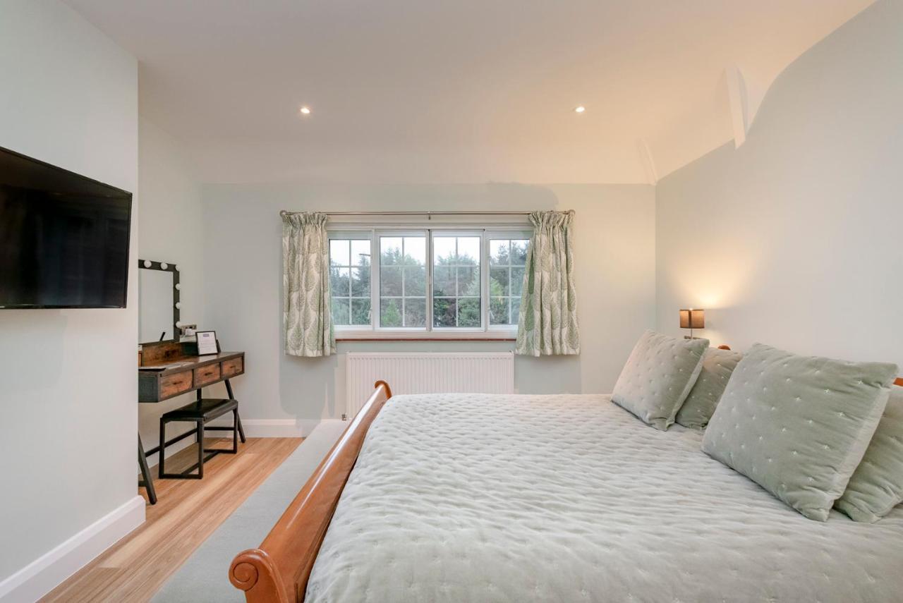 Hotel Westleigh Ashtead Exteriér fotografie