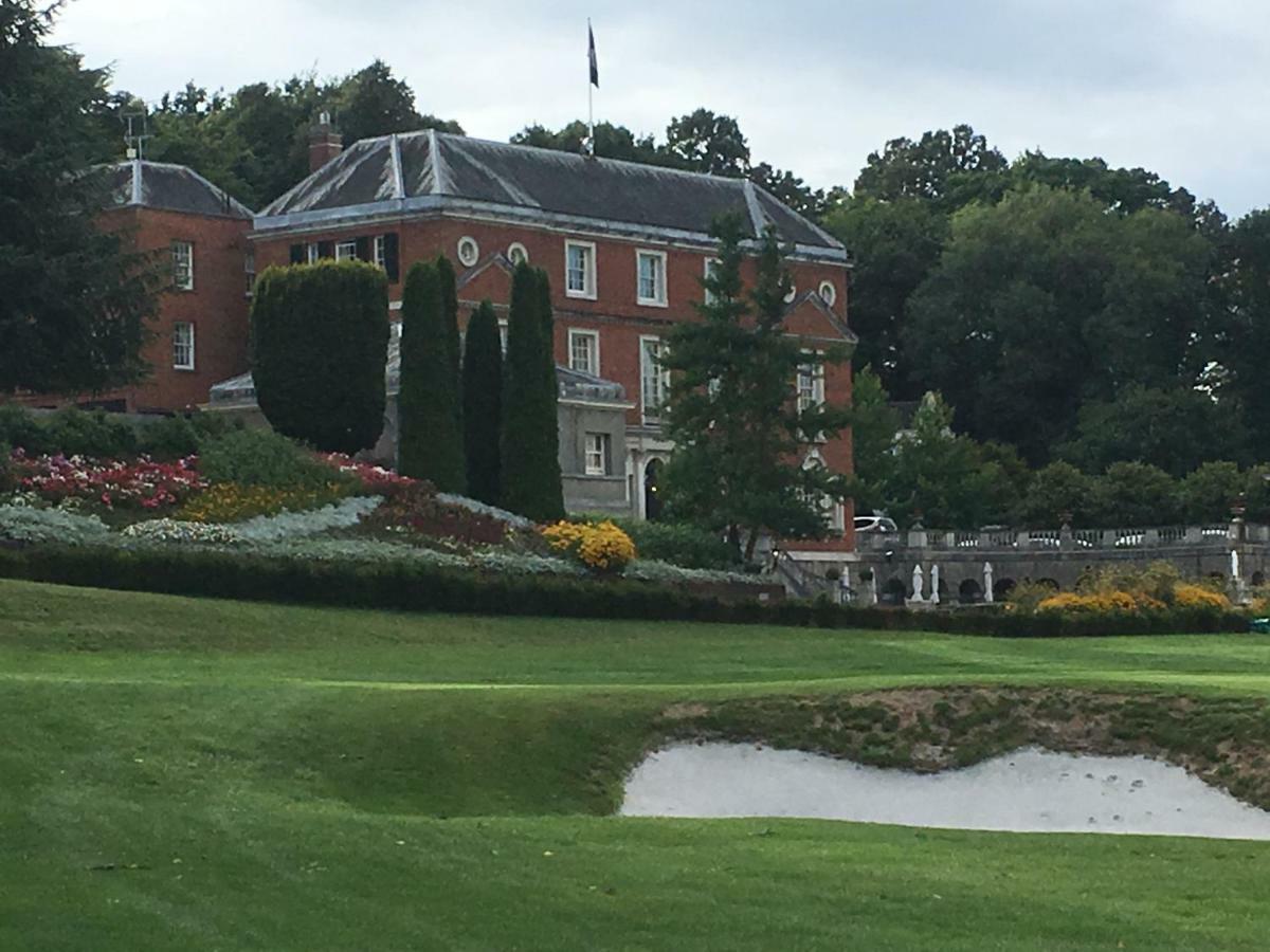 Hotel Westleigh Ashtead Exteriér fotografie
